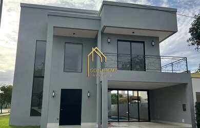 Imagem: A casa em condomínio possui 5 Dormitórios, 2 Banheiros, 4