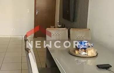 Imagem: O apartamento possui 3 Dormitórios, 1 Banheiro, 1 Vaga na garagem