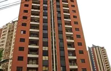 Imagem: O apartamento possui 1 Dormitório, 1 Banheiro, 1 Vaga na garagem