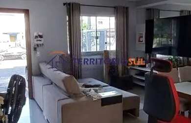 Imagem: Casa com 2 dormitórios no bairro Hípica