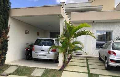 Imagem: A casa em condomínio possui 3 Dormitórios, 3 Banheiros, 2