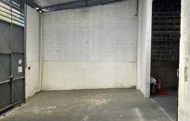 Imagem 2: Galpão/Depósito/Armazém para aluguel e venda possui 1060 metros quadrados