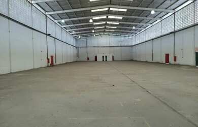 Imagem: O depósito possui 5 Vagas na garagem, 2.623m² de Área e