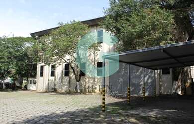 Imagem: O depósito possui 5 Vagas na garagem, 2.194m² de Área e