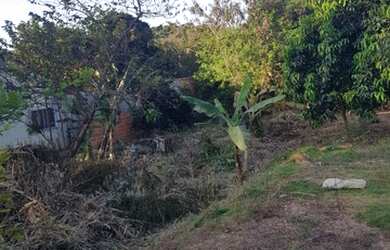 Imagem: O terreno possui 300m² de Área e está localizado em Parque