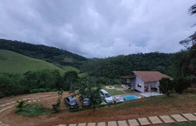 Imagem: A fazenda possui 170m² de Área e está localizado em Domingos