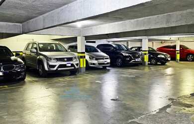 Imagem: O depósito possui 776m² de Área e está localizado em Centro