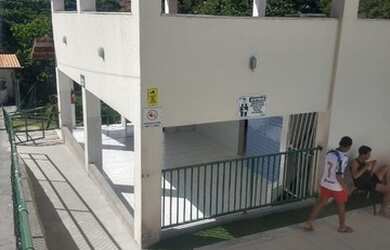 Imagem 3: Alugo. Piscina, Varanda, 1 Vaga na garageme2 Dormitórios