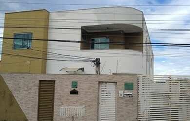 Imagem: A casa em condomínio possui 2 Dormitórios, 2 Banheiros, 2