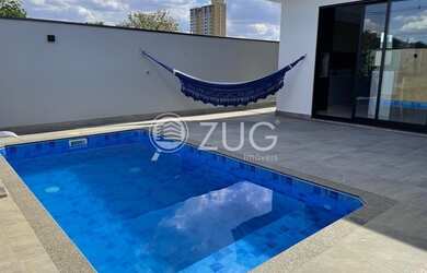 Imagem: A casa em condomínio possui 3 Dormitórios, 5 Banheiros, 4