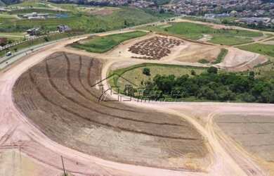 Imagem 2: Terreno à venda em condomínio de alto padrão no Urbanova