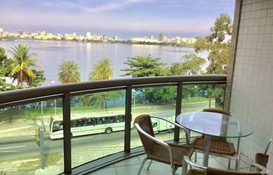 Imagem: O studio possui 1 Dormitório, 1 Banheiro, 1 Vaga na garagem