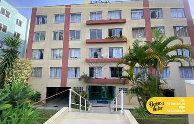 Imagem: O apartamento possui 3 Dormitórios, 1 Banheiro, 1 Vaga na garagem