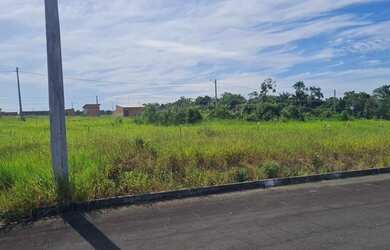 Imagem: O terreno possui 200m² de Área e está localizado em Ponta