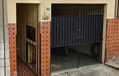 Imagem: A casa possui 1 Dormitório, 1 Banheiro, 35m² de Área e está