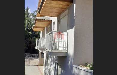 Imagem 7: Casa Sobrado. Piscina, Churrasqueira, 274m² de Áreae2 Vagas na garagem