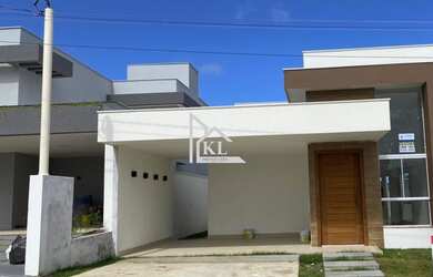 Imagem: A casa em condomínio possui 3 Dormitórios, 4 Banheiros, 2