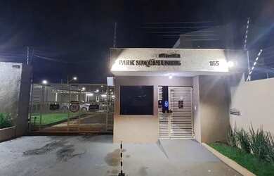 Imagem: O apartamento possui 3 Dormitórios, 1 Banheiro, 1 Vaga na garagem