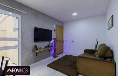 Imagem: O apartamento possui 2 Dormitórios, 1 Banheiro, 1 Vaga na garagem