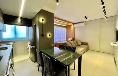 Imagem: O apartamento possui 1 Dormitório, 1 Banheiro, 1 Vaga na garagem