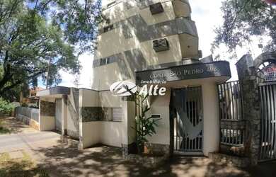 Imagem: O apartamento possui 3 Dormitórios, 1 Banheiro, 1 Vaga na garagem