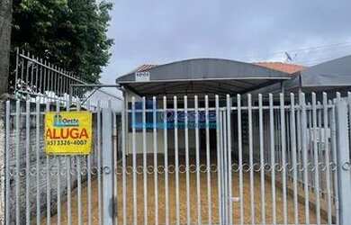 Imagem: A kitnet possui 1 Dormitório, 1 Banheiro, 1 Vaga na garagem