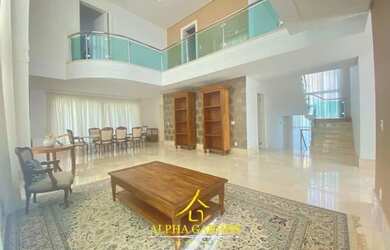 Imagem: A casa em condomínio possui 4 Dormitórios, 5 Banheiros, 5