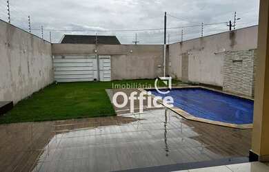Imagem 2: Lote com piscina e área gourmet à venda, 200 m² por R$ 250.000 - Residencial Cidade Indust