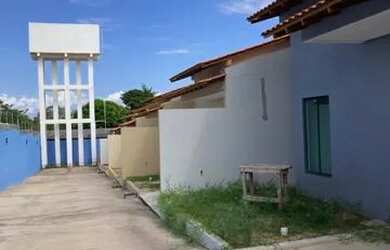 Imagem: A casa em condomínio possui 2 Dormitórios, 2 Banheiros, 1