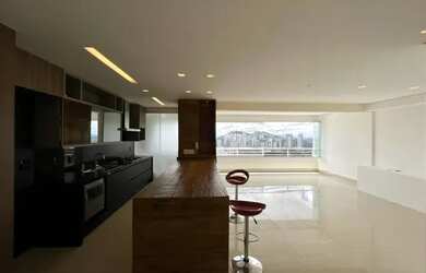 Imagem: O apartamento possui 2 Dormitórios, 3 Banheiros, 2 Vagas na