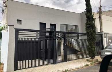 Imagem: O depósito possui 1 Vaga na garagem, 170m² de Área e está