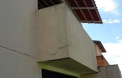 Imagem: O apartamento possui 2 Dormitórios, 1 Banheiro, 250m² de Área