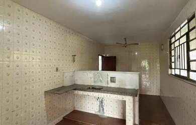 Imagem 9: CASARÃO 4 QTS/TERRAÇO C/ MEIA ÁGUA. OPORTUNIDADE