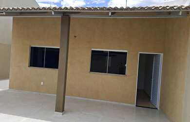 Imagem: A casa em condomínio possui 2 Dormitórios, 1 Banheiro, 2 Vagas