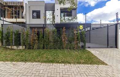 Imagem 11: Sobrado Novo Mobiliado 120m² Alto Padrão Água Verde Curitiba