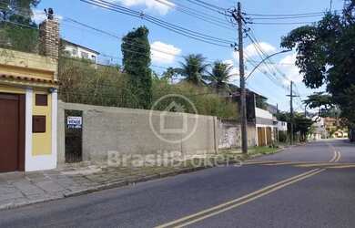 Imagem: Terreno residencial em localização privilegiada