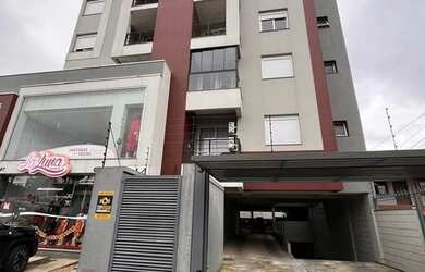 Imagem: O apartamento possui 2 Dormitórios, 2 Banheiros, 2 Vagas na