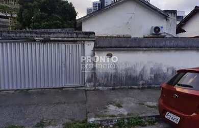 Imagem 2: Casa para venda possui com 3 quartos e 3 banheiros na Tamarineira - Recife...