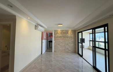 Imagem: O apartamento possui 3 Dormitórios, 4 Banheiros, 2 Vagas na