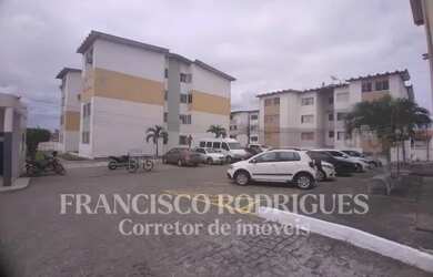 Imagem: O apartamento possui 3 Dormitórios, 2 Banheiros, 1 Vaga na