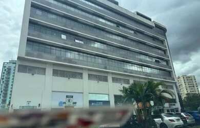 Imagem: O depósito possui 1 Vaga na garagem e 28m² de Área e está