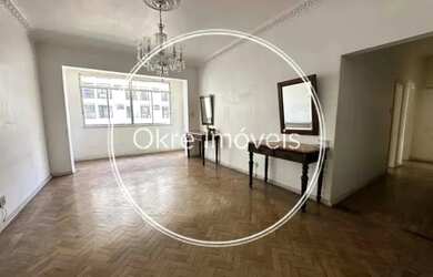 Imagem: O apartamento possui 3 Dormitórios, 3 Banheiros, 145m² de