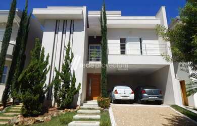 Imagem: A casa em condomínio possui 4 Dormitórios, 5 Banheiros, 4