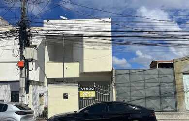 Imagem: O depósito possui 1 Vaga na garagem, 170m² de Área e está