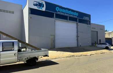 Imagem: O depósito possui 450m² de Área e está localizado em Vila