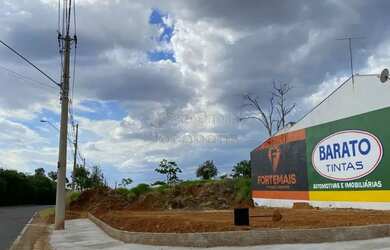 Imagem: O terreno possui 257m² de Área e está localizado em Parque