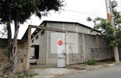 Imagem: O depósito possui 288m² de Área e está localizado em Água