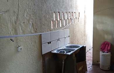 Imagem 2: Vende se duas casas. Varanda, 2 Vagas na garageme3 Dormitórios