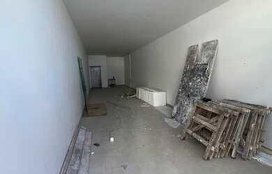 Imagem 2: Loja Comercial para aluguel e venda de 63 metros quadrados na Rodovia...