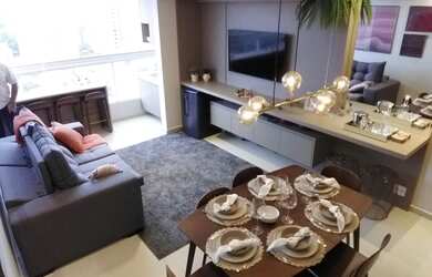 Imagem: O apartamento possui 2 Dormitórios, 1 Banheiro, 2 Vagas na